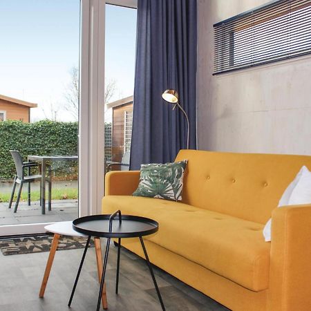 Cozy Home In Sint-Annaland With Kitchen Exteriör bild