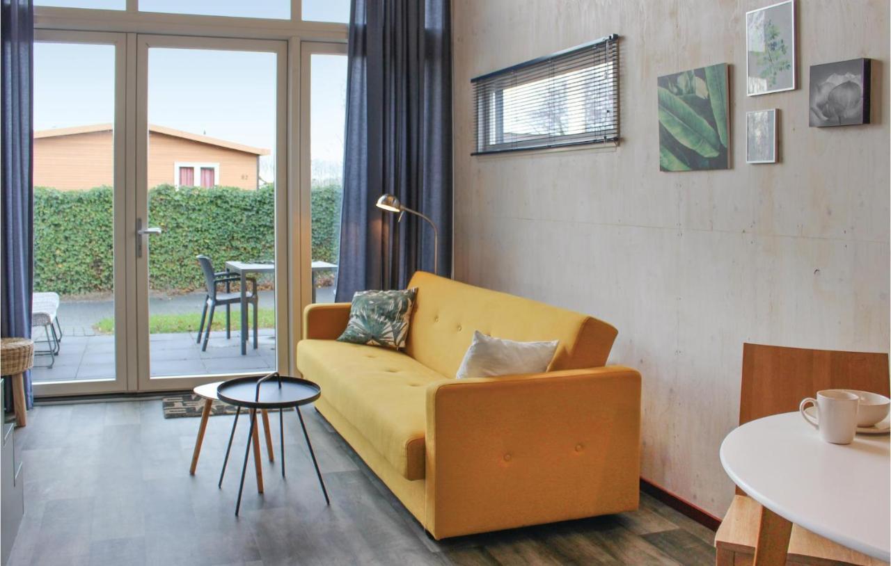 Cozy Home In Sint-Annaland With Kitchen Exteriör bild